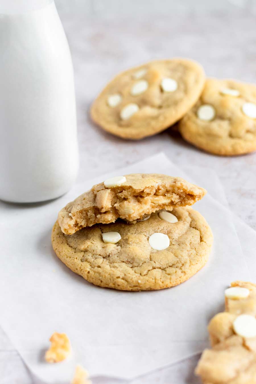Gluten-Free White Chocolate Macadamia Nut Cookies