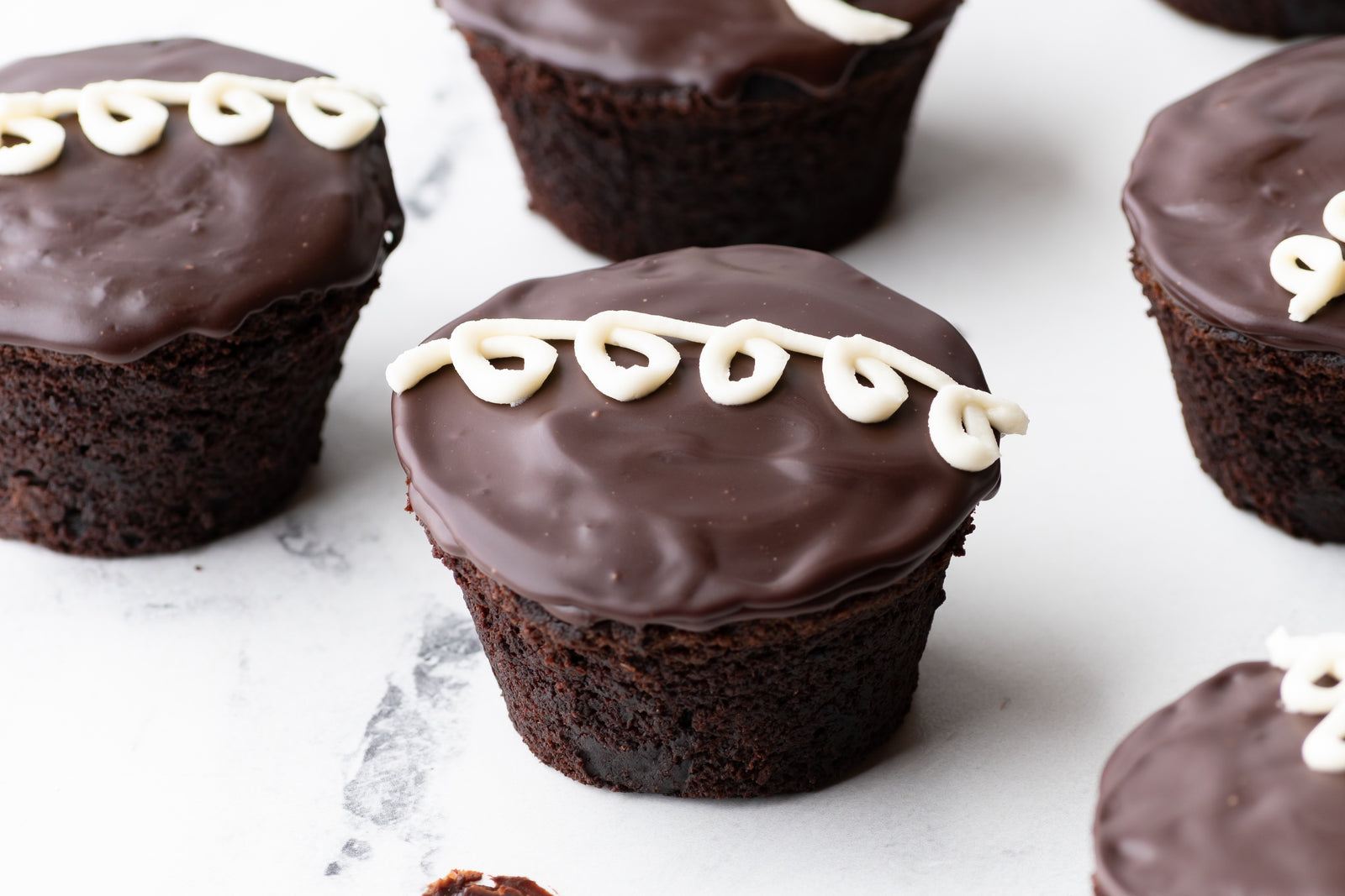 Grain-Free Hostess Cupcakes made with Otto's Naturals Cassava Flour