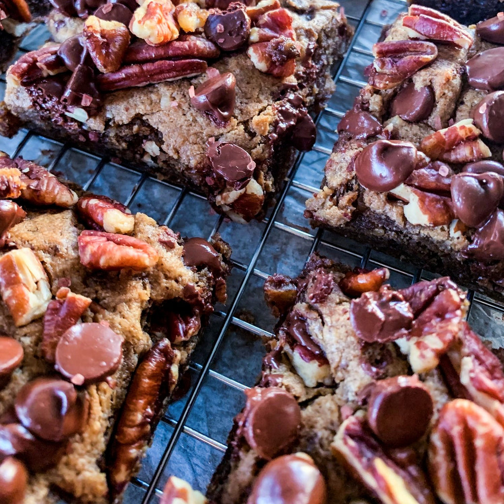 Pecan Tahini Chocolate Cookie Bars